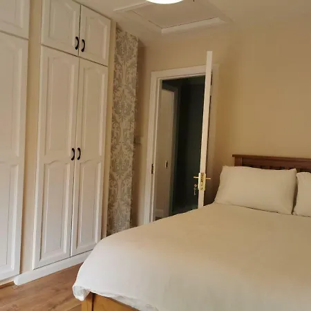 The Stableyard Apartment *